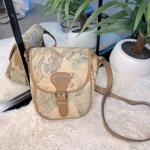 Crossbody bag